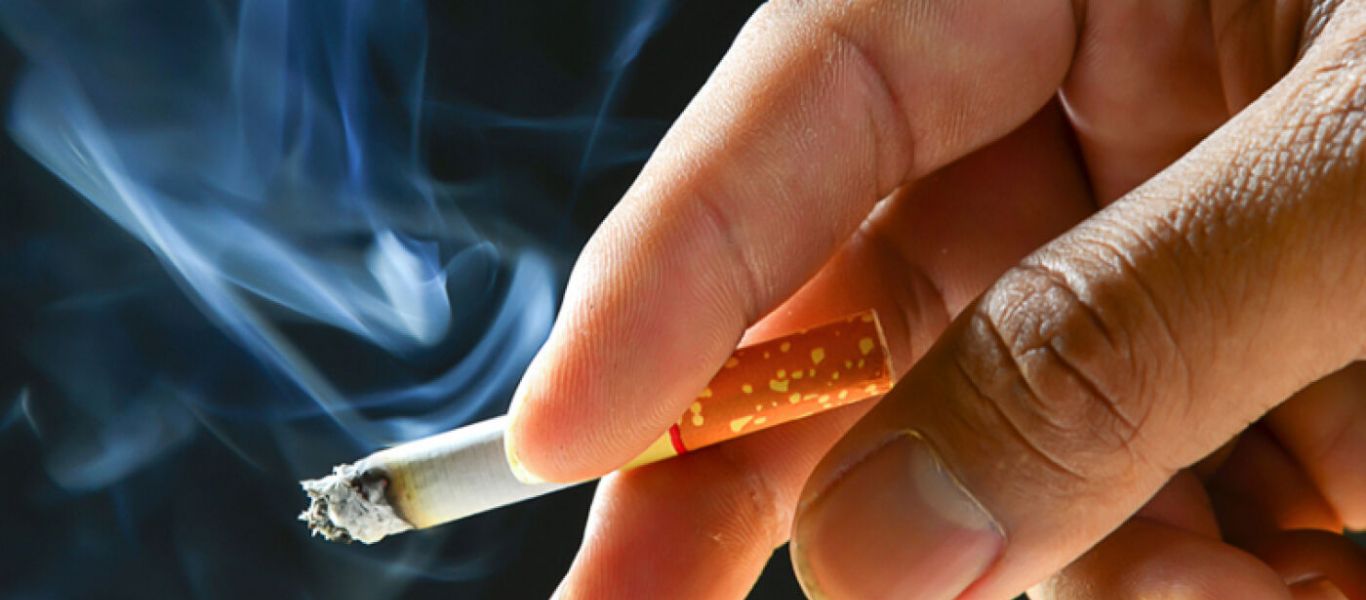 Τέλος το κάπνισμα από σήμερα – Δείτε τι θα πληρώσουν οι… παραβάτες (φώτο)