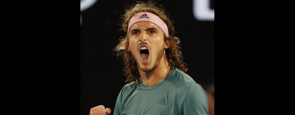 «Τρελαμένος» ο Στέφανος Τσιτσιπάς μετά τη νίκη του – Τραγούδησε στις κάμερες «I’m so excited» (βίντεο)