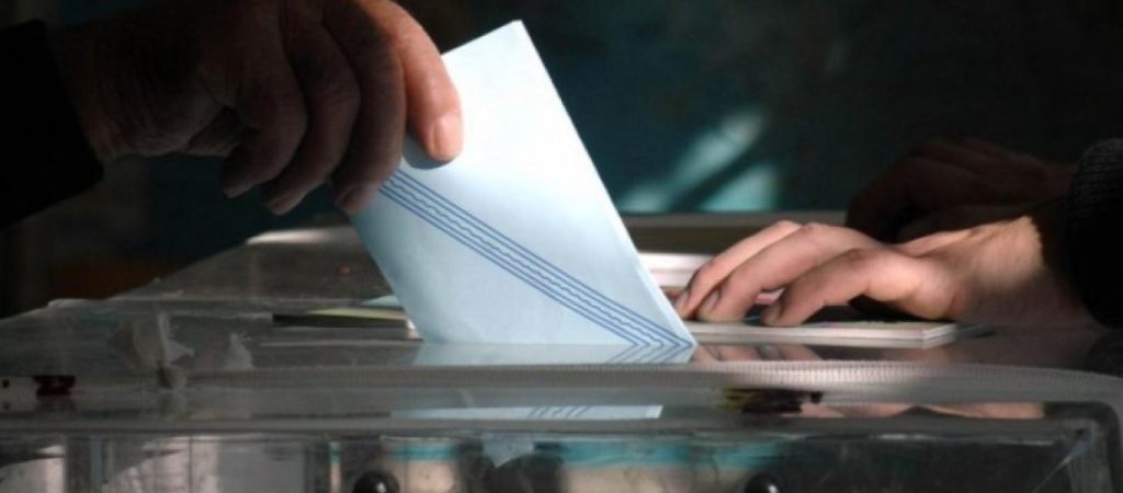 Νέα δημοσκόπηση ανάμεσα σε παλαιούς και νυν υπουργούς: Δείτε ποιος έχει 61% αποδοχή από τους πολίτες