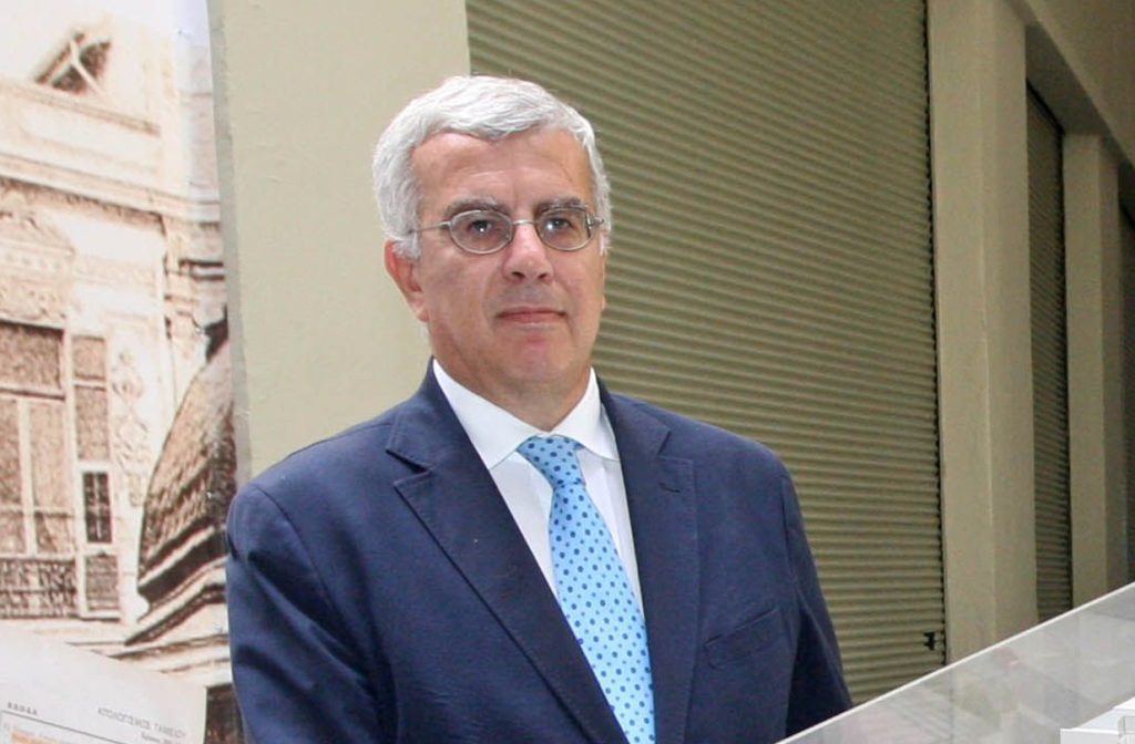 Στράτος Σιμόπουλος: «Να θεσμοθετηθεί κάρτα εισόδου στα Πανεπιστήμια και υποχρεωτική πορεία στα πεζοδρόμια»