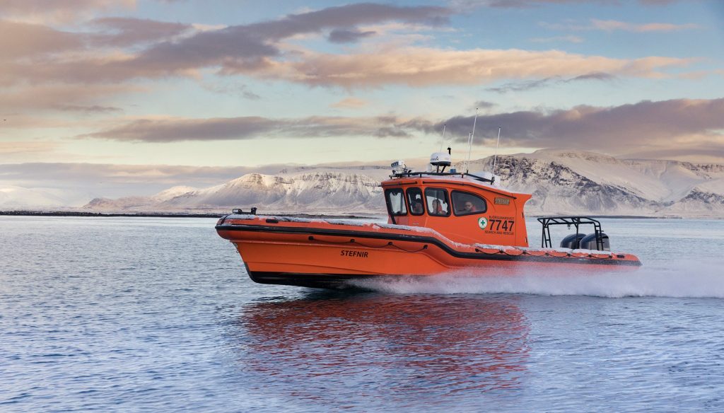 ΛΣ: Ενισχύεται με 10 φουσκωτά σκάφη «Leiftur 1100» – Δωρεά εφοπλιστών (βίντεο)