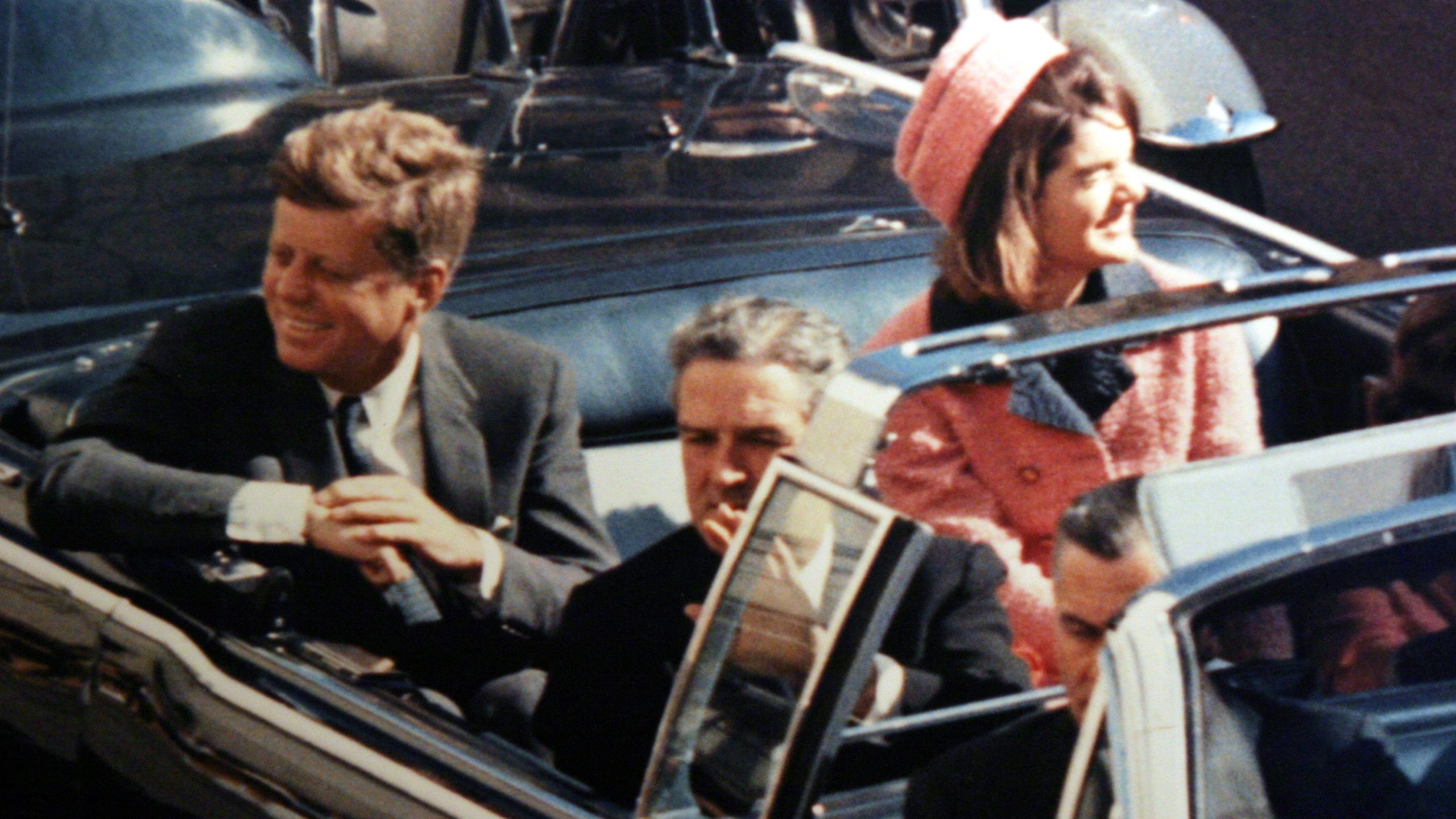 Παρασκευή 22 Νοεμβρίου 1963: Δολοφονείται στο Ντάλας ο 35ος  πρόεδρος των ΗΠΑ Τζον Κέννεντυ