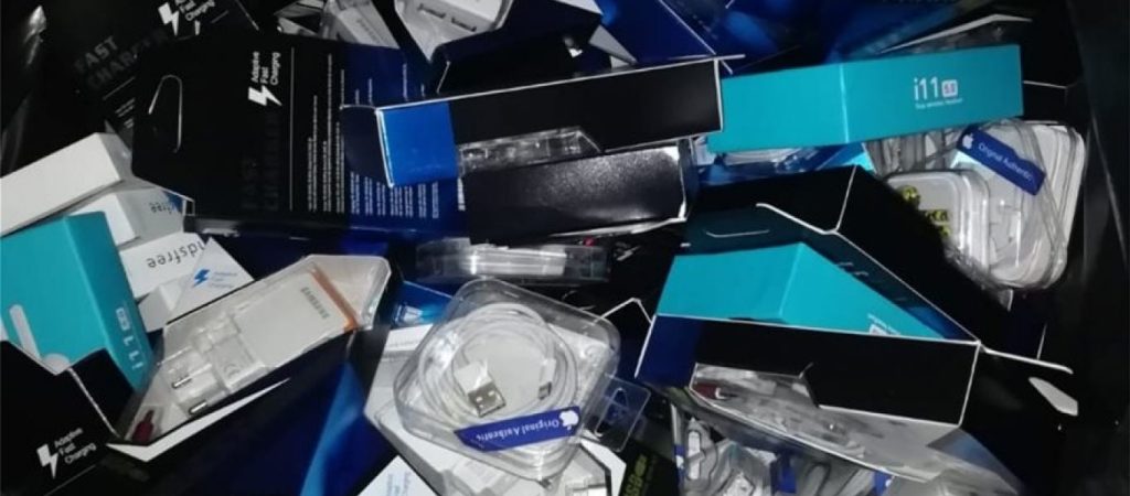 Έλλειψη παραστατικών – Παρεμπόριο: Πρόστιμα 5.700 € σε καταστήματα ηλεκτρονικών ειδών σε Αθήνα και Μέγαρα