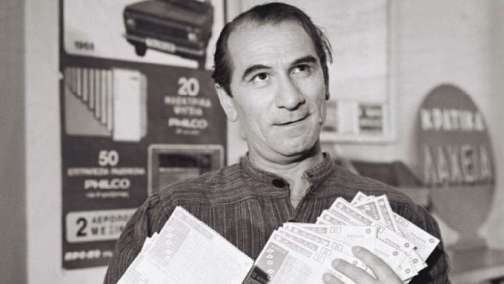 Η χήρα του Κ.Χατζηχρήστου αποκαλύπτει: «Όταν έχασε το θέατρο από τον Πατριάρχη πήρε την κάτω βόλτα»