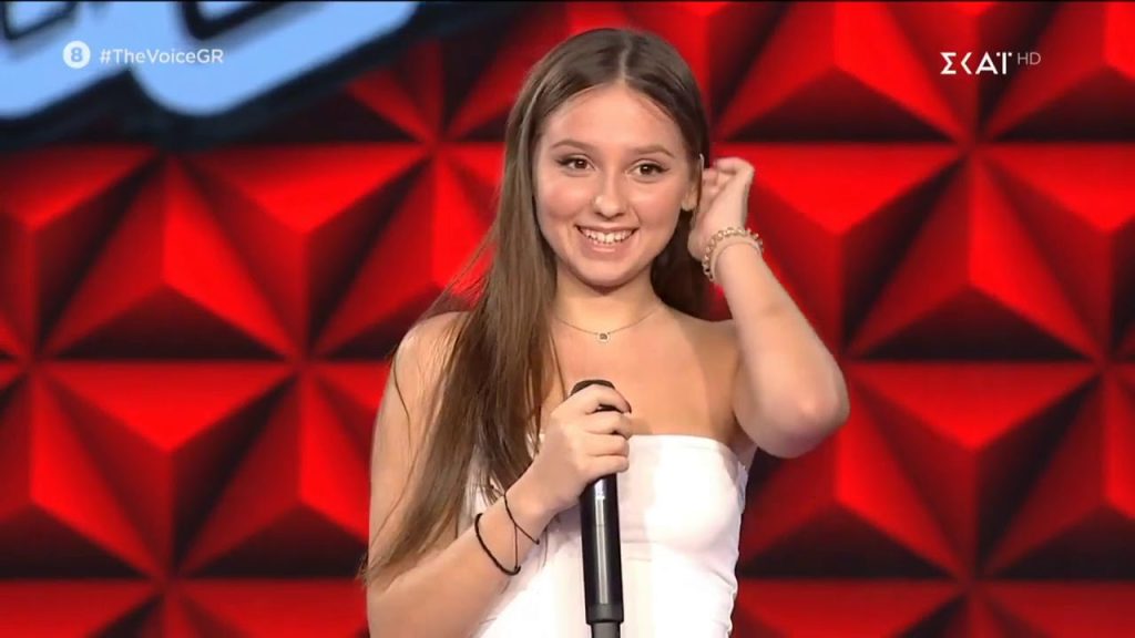 The Voice: Μάγεψε αλλά… «κόπηκε» από την Έλενα Παπαρίζου η 16χρονη Κωνσταντίνα Ευαγγελοπούλου