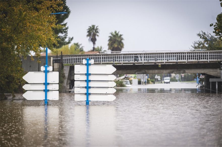 Ιταλία και Γαλλία πνίγονται  από τις καταστροφικές πλημμύρες