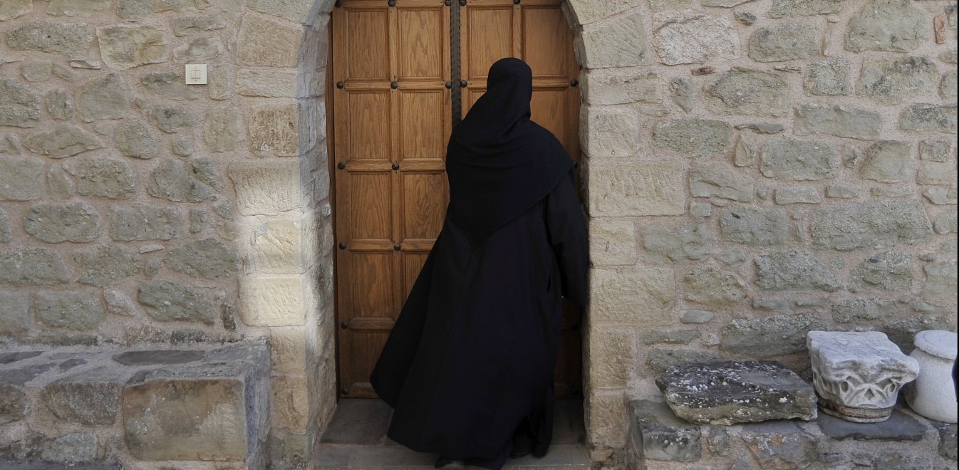 Μοναχή στη Τοσκάνη ερωτεύτηκε και… έβαλε λουκέτο στη Μονή