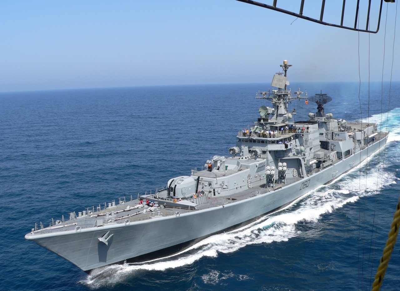 H πακιστανική φρεγάτα «PNS Alamgir» έκανε έλεγχο εμπορικών πλοίων δυτικά της Κύπρου για λογαριασμό της Άγκυρας!