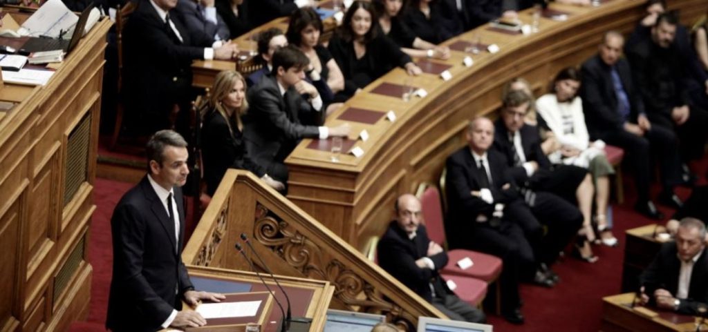 Συνταγματική Αναθεώρηση: Πέρασαν η ψήφος των αποδήμων και η εκλογή ΠτΔ