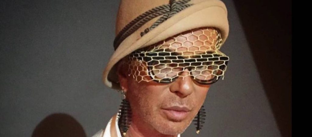 Λάκης Γαβαλάς: «Σίγουρα δεν αρέσω στον Στέλιο Κουδουνάρη αφού αυτός είναι…» (βίντεο)