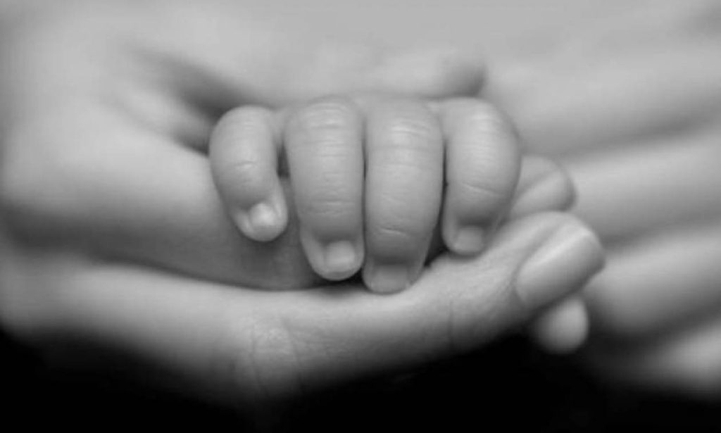 Αυτή είναι η προσευχή που πρέπει να λέει μια μάνα στο παιδί της