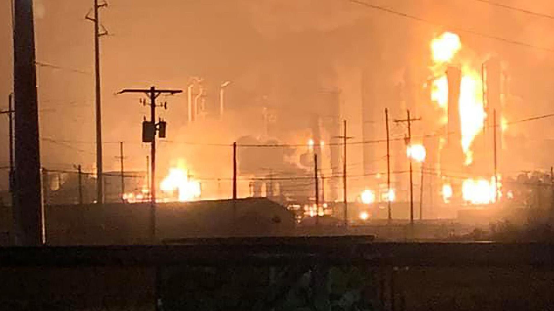 Τέξας: Και δεύτερη τεράστια έκρηξη στο πετροχημικό εργοστάσιο TPC στο Χιούστον