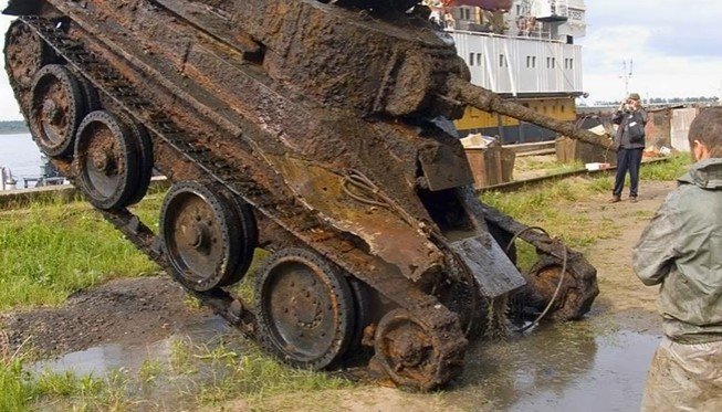 Βίντεο: Άρματα μάχης του Β’ Παγκοσμίου Πολέμου που… είχαν χαθεί και βρέθηκαν!