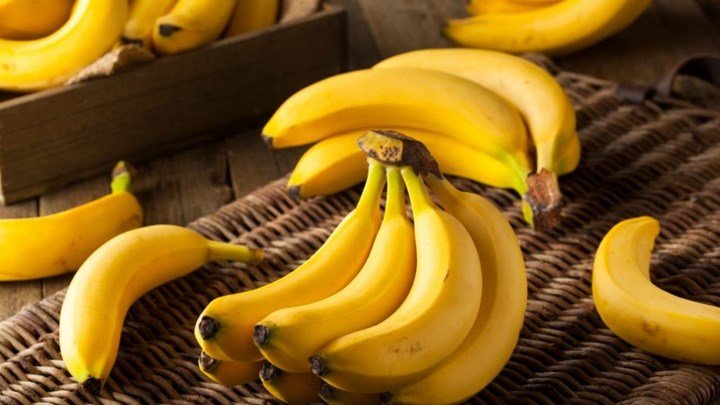 9+1 χρήσεις της μπανανόφλουδας που δεν έχετε σκεφτεί ποτέ