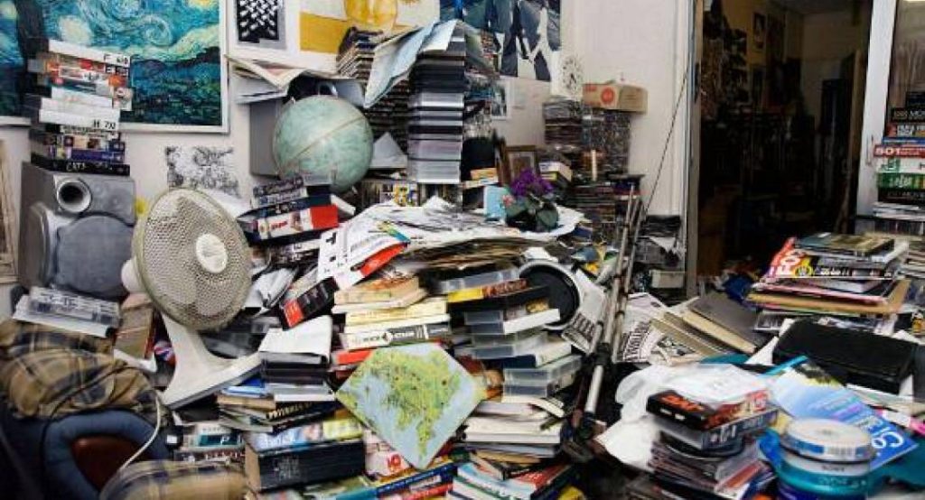 Σύνδρομο αποθησαύρισης: Ποιος είναι ο λόγος που κάποιοι άνθρωποι δεν πετούν τίποτα;