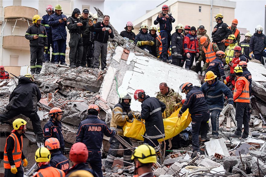 Αλβανία: 10.000 οι άστεγοι από τον σεισμό – Ερήμωσαν Τίρανα & Δυρράχιο