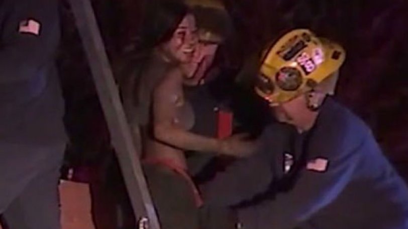 17χρονη κόλλησε στην καμινάδα προσπαθώντας να μπει σπίτι της (βίντεο)