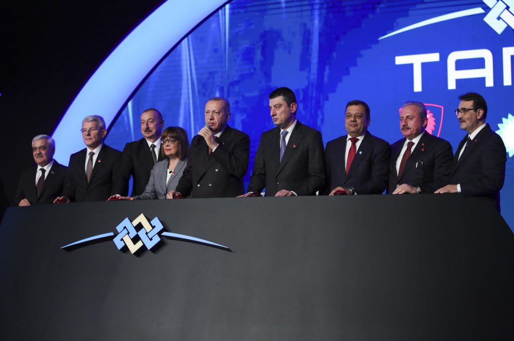 Τουρκία: Αποχώρησε από την εκδήλωση για τον αγωγό TANAP η ελληνική αντιπροσωπεία μετά τις προκλητικές δηλώσεις Ερντογάν