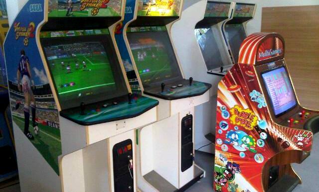 Ο θρύλος των ουφάδικων: Το παιχνίδι με το αδιανόητο ξυλίκι που μας έφαγε όλα τα 20άρικα (βίντεο-φωτο)