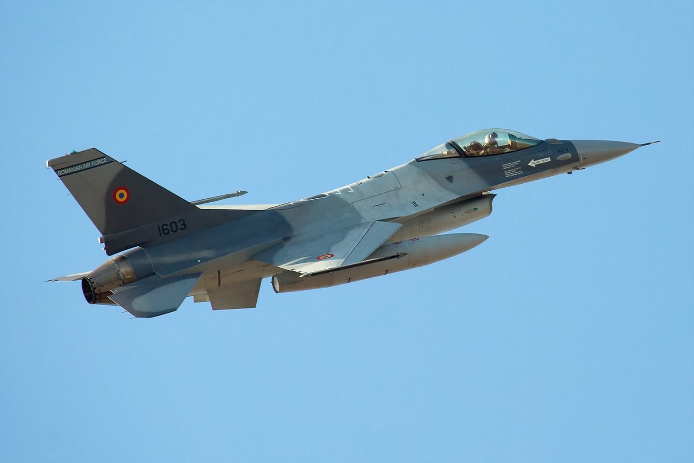 Ρουμανία: Προχωρά στην αγορά ακόμη 5 F-16 από την Πορτογαλία