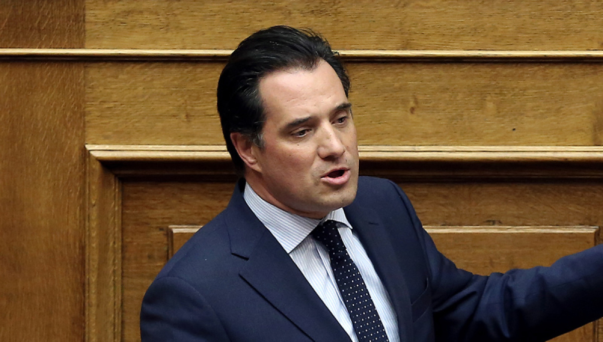 Ο Αδωνις φανατικός «θαυμαστής» του ζεύγους Στουρνάρα