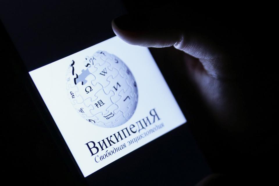 Ρωσία: Δημιουργεί τη δική της Wikipedia – Πόσο θα κοστίσει