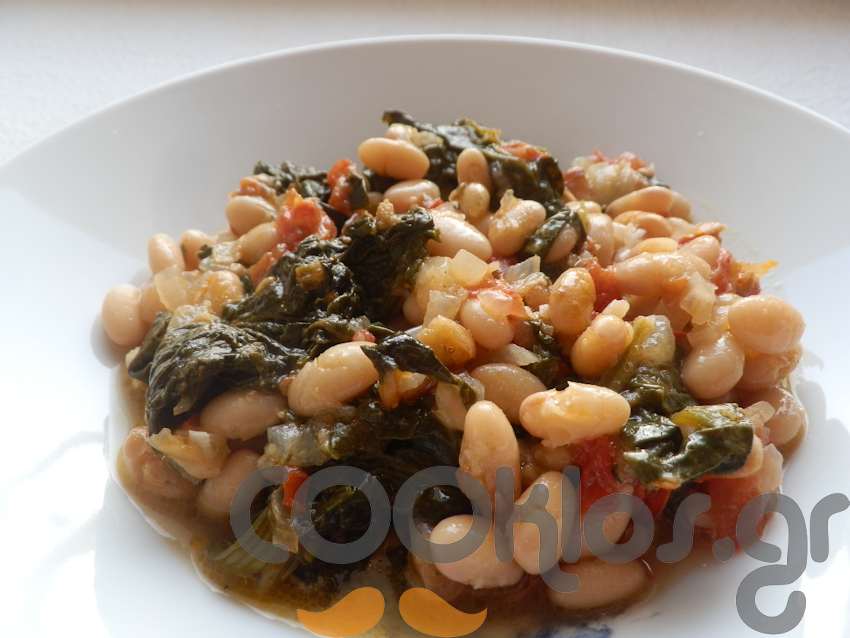 Η συνταγή της ημέρας: Φασόλια με σπανάκι ηπειρώτικα