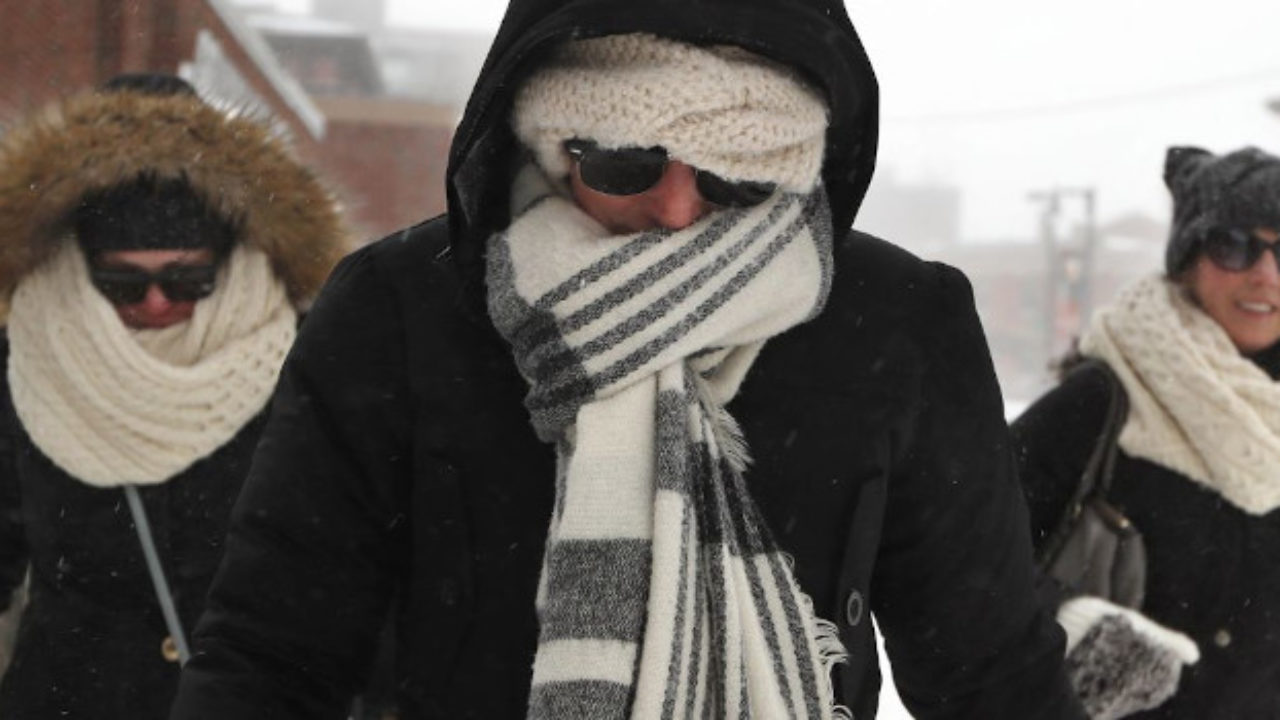 «Τσουχτερό» το κρύο και αύριο – Συνεχίζεται η πτώση της θερμοκρασίας (φώτο)