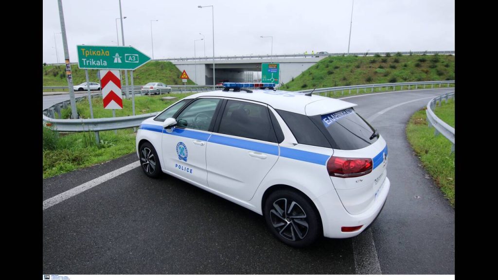 Στον κόμβο του Δέλτα οι αγρότες της Καρδίτσας – Δεκάδες τρακτέρ στους δρόμους