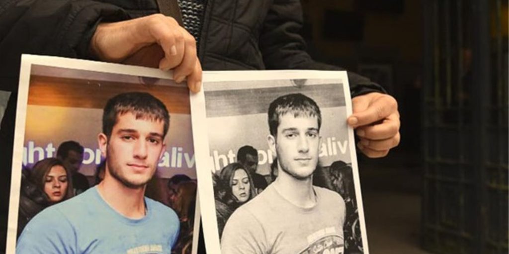 Βαγγέλης Γιακουμάκης: Στο εδώλιο ο πατέρας του – Επειδή επιτέθηκε στον πρώην διευθυντή της Γαλακτοκομικής Σχολής