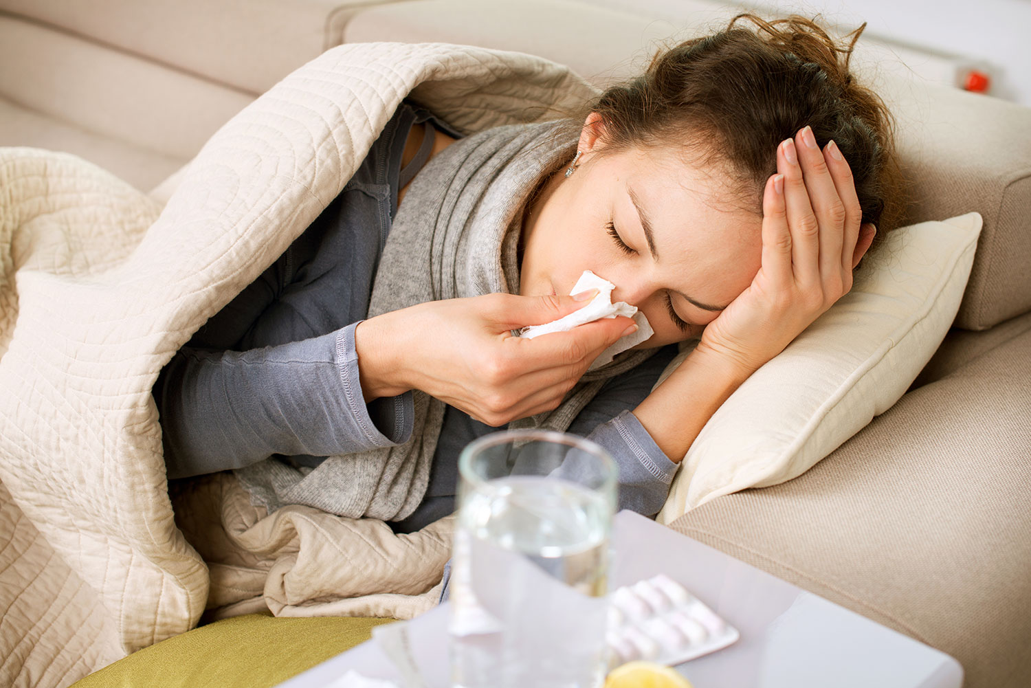 Πυρετός – Καταρροή – Βήχας: Όλα όσα χρειάζεστε για να τα αντιμετωπίσετε