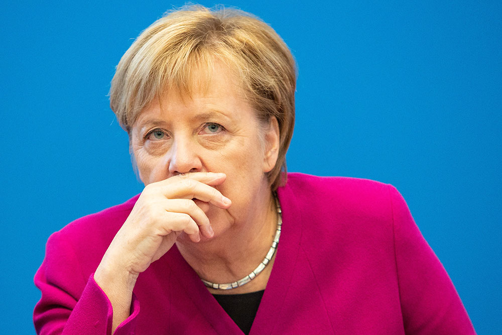 Α.Μέρκελ: Πρώτη επίσκεψη στο Άουσβιτς – Δωρεά 60 εκατ. ευρώ (φώτο)