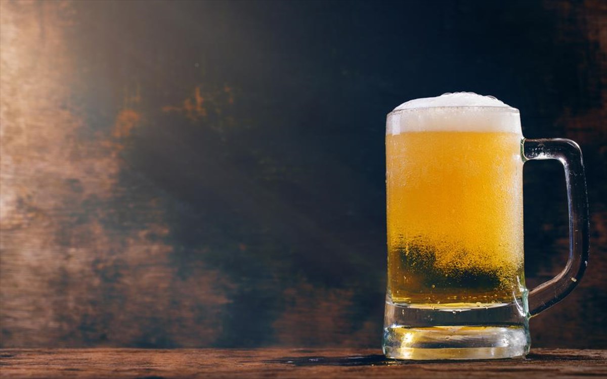 Δέκα χρήσεις της μπύρας που πιθανώς δεν γνωρίζετε – Θα σας «λύσουν» τα χέρια