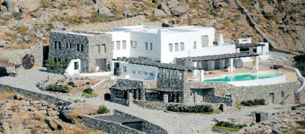 Σε πλειστηριασμό η βίλα του ζεύγους Λυμπέρη στο Κεφαλάρι – Η χλιδή σε ένα σπίτι 1.000 τ.μ.(φωτο)