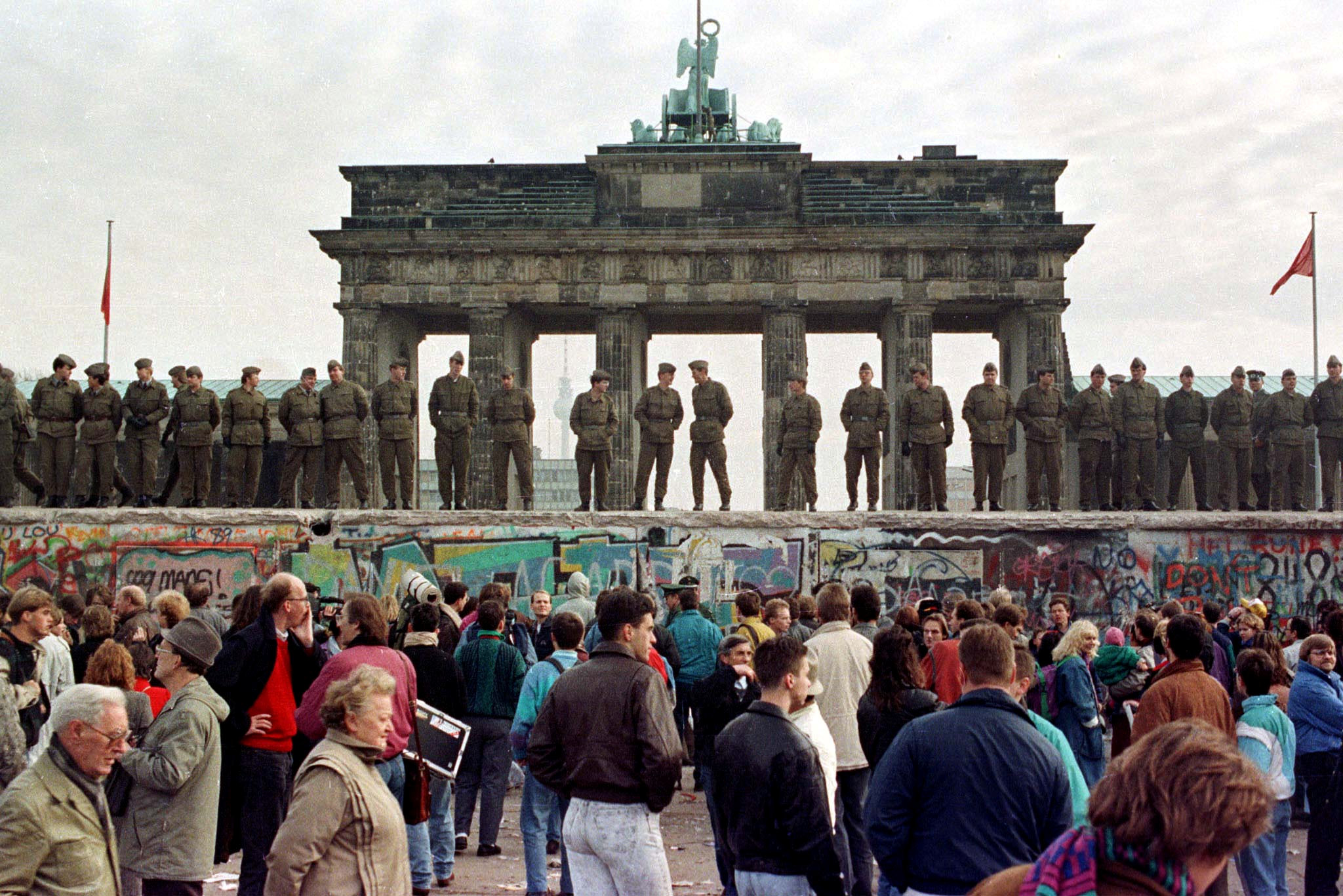 5+ 1 πράγματα που δεν ξέρατε για το Τείχος του Βερολίνου