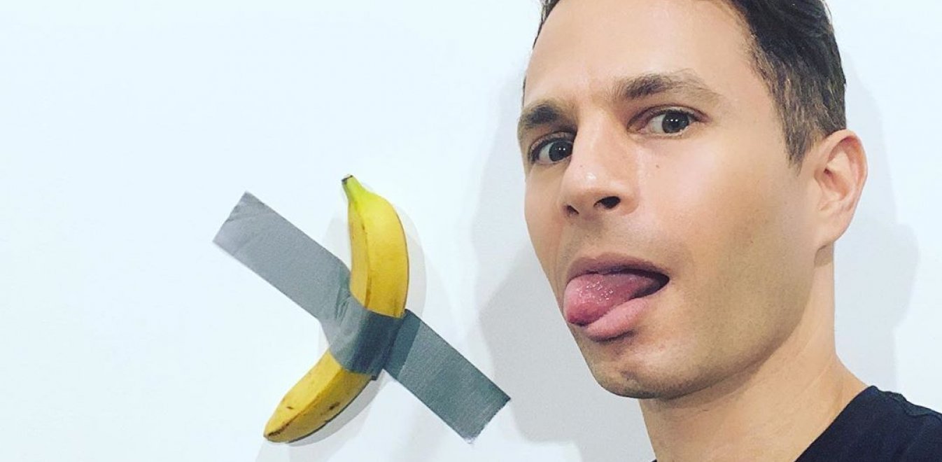 Έφαγε μπανάνα – έργο τέχνης αξίας τουλάχιστον 120.000 δολαρίων (βιντεο)