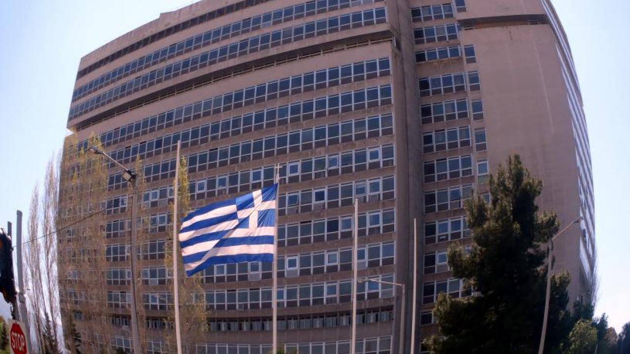 Υπουργείο Προστασίας του Πολίτη: «Οι άντρες των ΜΑΤ δεν εξευτέλισαν διαδηλωτές στους δρόμους της Αθήνας»
