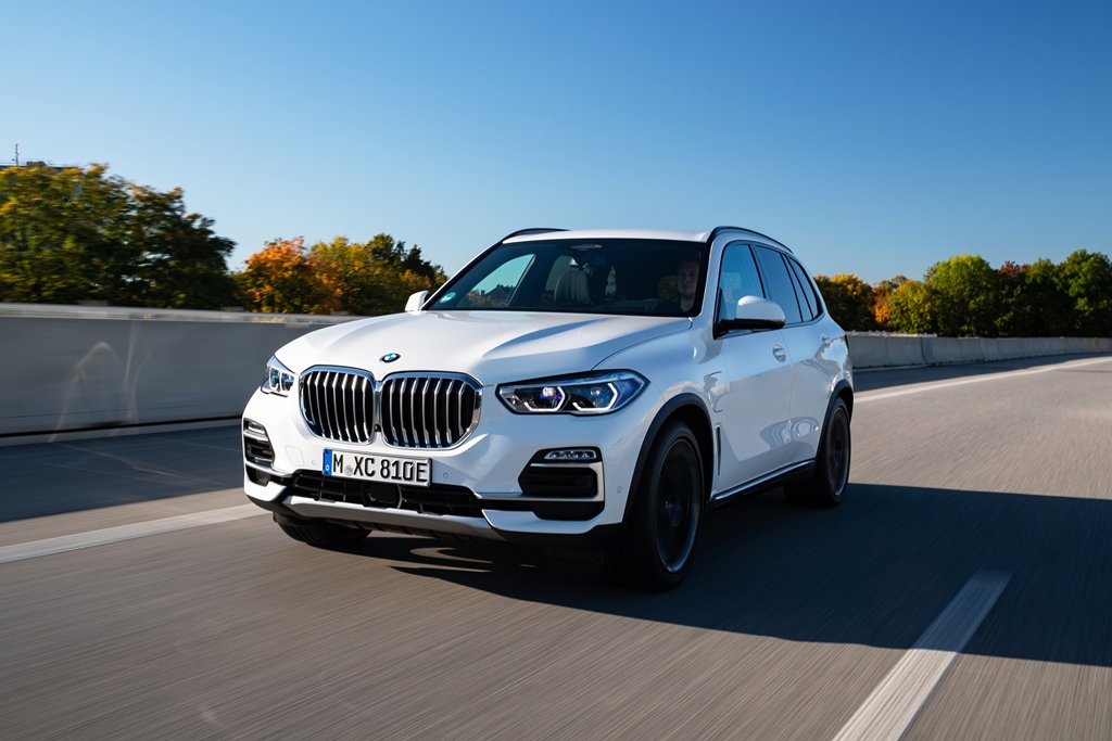 BMW: Νέο ρεκόρ όλων των εποχών για τα ηλεκτροκίνητα οχήματα