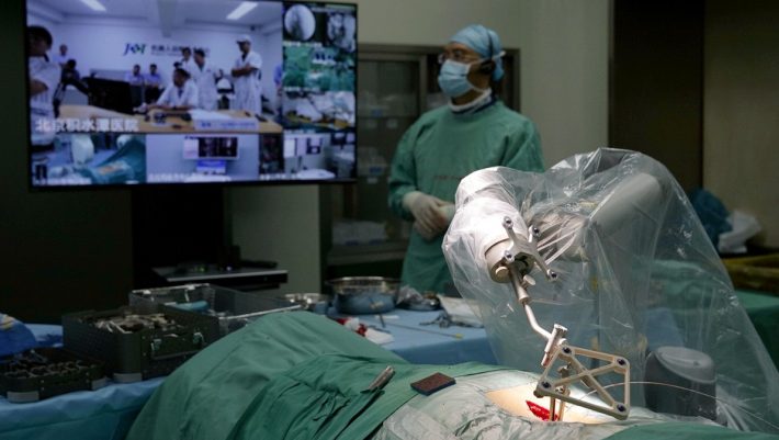Χειρουργεία, μηχανήματα, αυτοκίνητα: Τι αλλάζει στη ζωή μας το 5G που απέρριψαν στην Καλαμάτα (φωτο)