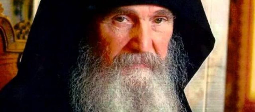 Οι τελευταίες εγκόσμιες στιγμές του Γέροντα Εφραίμ της Αριζόνα (φώτο)