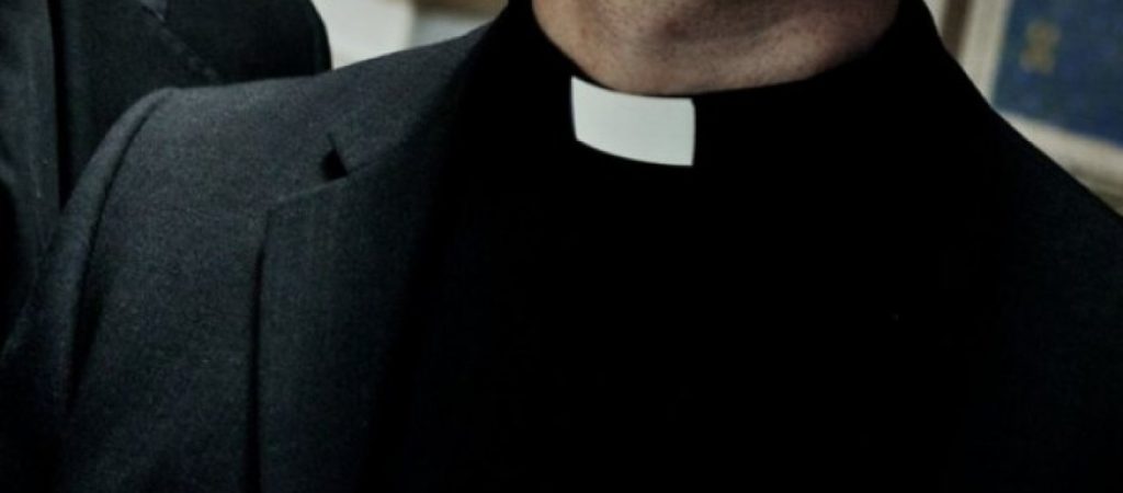 Τραγωδία στη Νιγηρία: Ιερέας μπέρδεψε το πετρέλαιο με αγιασμό και πέθαναν 6 άνθρωποι