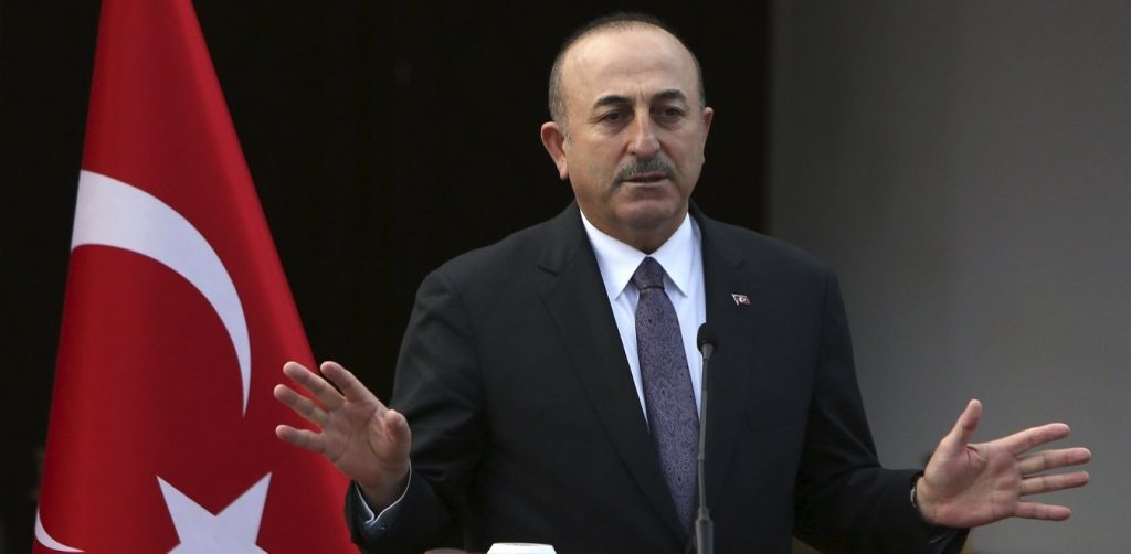 M.Τσαβούσογλου: «Θα απαντήσουμε στρατιωτικά εάν η Ελλάδα απειλήσει τα πλοία μας στην Κύπρο ή την υφαλοκρηπίδα μας»!