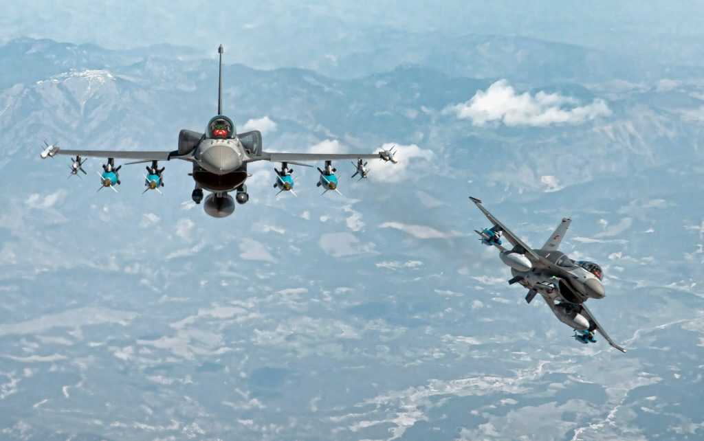 Πέντε εμπλοκές μεταξύ μαχητικών της ΠΑ και της ΤΗΚ στο Αιγαίο