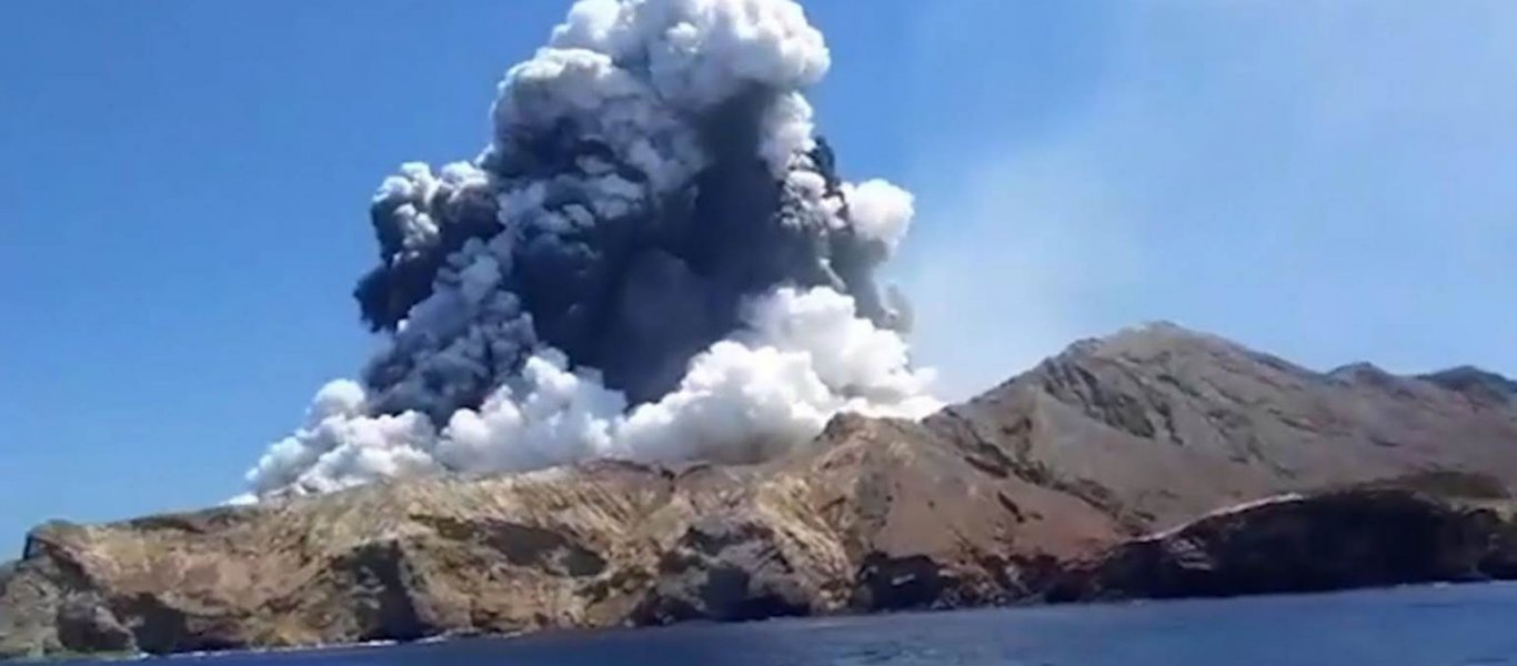 Ηφαίστειο Ν. Ζηλανδίας: Περιγραφή τουρίστα που έζησε την καταστροφή (φώτο)