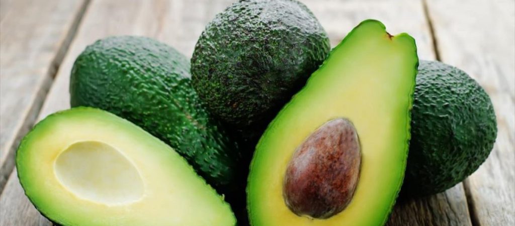 Έρευνα: Η κατανάλωση αβοκάντο «απομακρύνει» τις τοξίνες από τον οργανισμό
