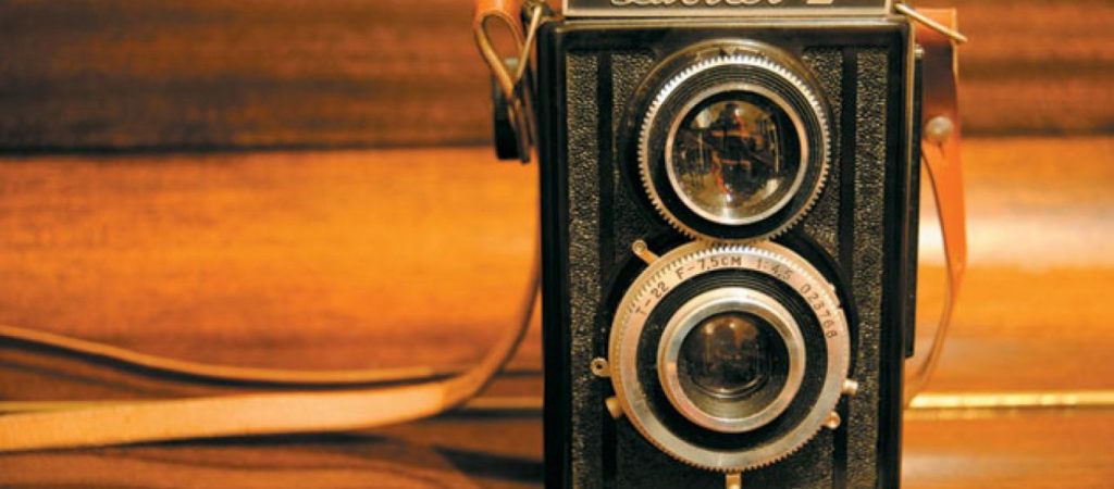 Αυτός είναι ο λόγος που δεν χαμογελούσε κανείς στις παλιές φωτογραφίες