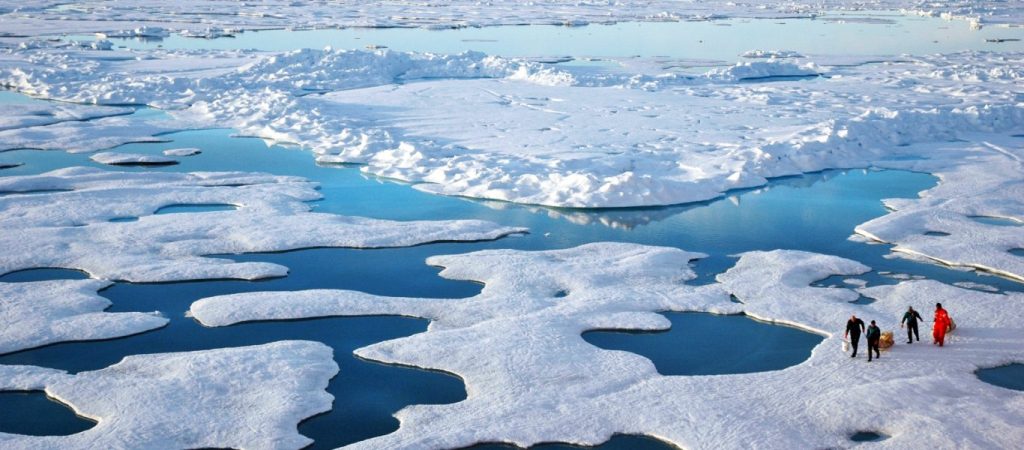 Γροιλανδία: Οι πάγοι λιώνουν 7 φορές πιο γρήγορα σε σχέση με τη δεκαετία του 1990