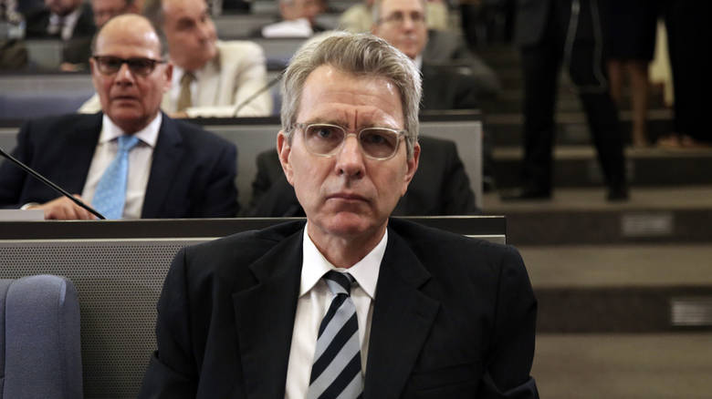 Ο Τ. Πάιατ λέει ότι τα ελληνικά νησιά έχουν υφαλοκρηπίδα