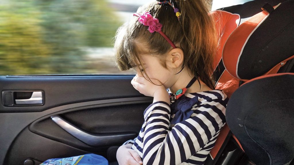 Γιατί ζαλίζεστε μέσα στο αυτοκίνητο και πώς μπορείτε να το αντιμετωπίσετε;