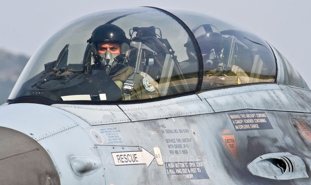 Τουρκική θρασύτητα: «Δεν μπορείτε να πετάτε πάνω από τα νησιά του Αιγαίου χωρίς την άδειά μας»!